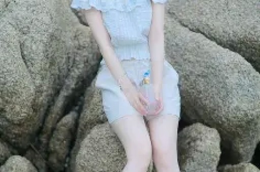 继宇芽事件后某明星外籍女友再曝家暴网友呼吁-爱奇艺