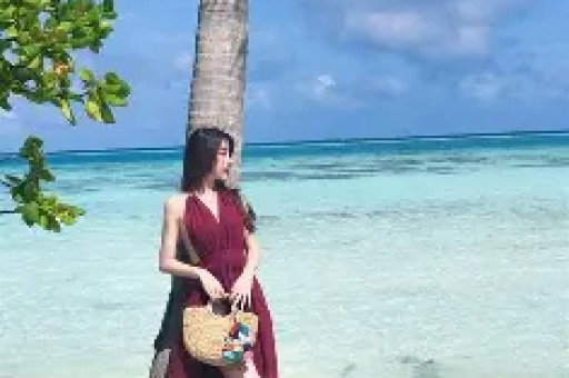 知名演员被前夫骗到破产52岁沦落到演短剧直言要去卖韭菜盒子